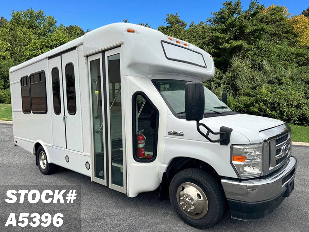 2022 Ford E-350 Non-CDL Wheelchair Shuttle Bus Reconditioned